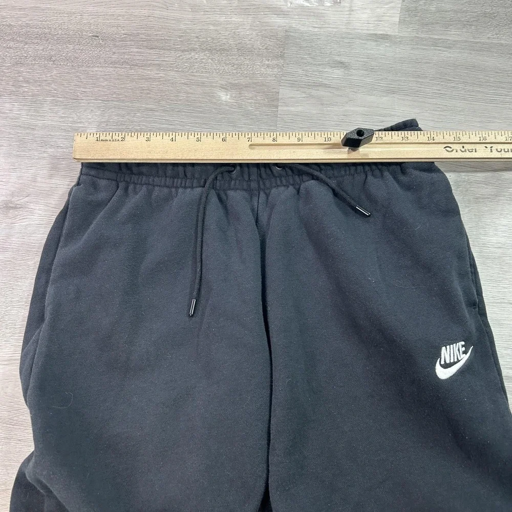 Nike Sweatpants Mens Small Black Club Fleece Jogger Athletic Training BV4095-010